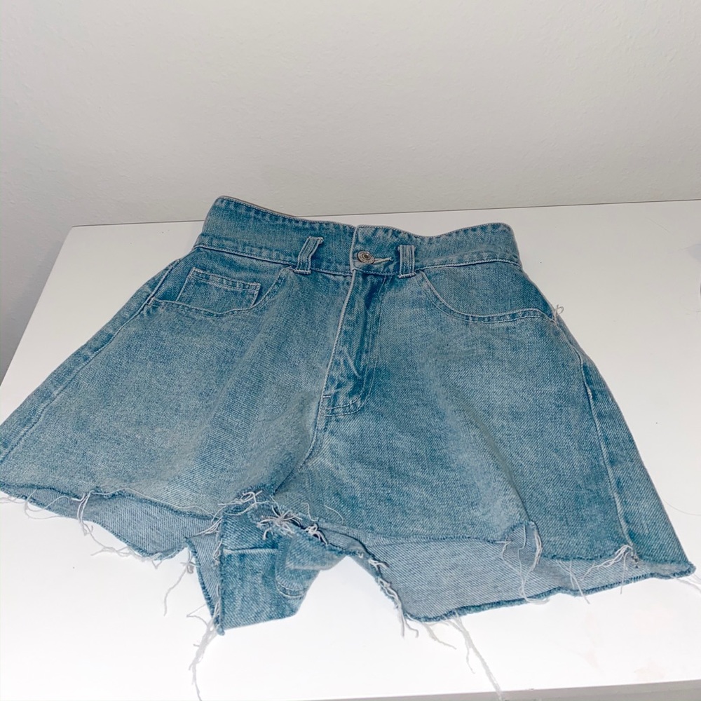 Forever21 shorts, size 25 (small)